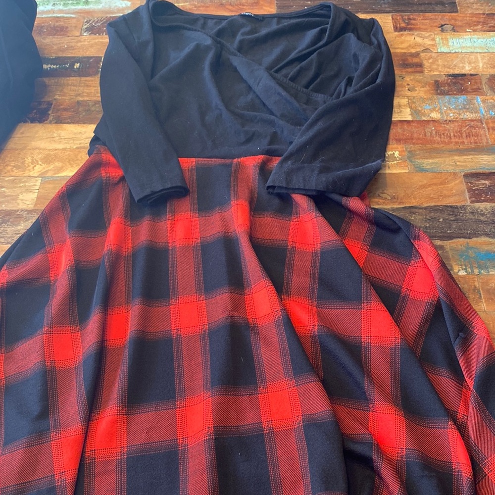 Long dress worn once !